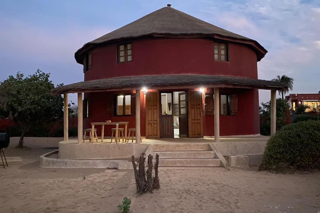 Case Beach Ngalou Sessene Exterior photo
